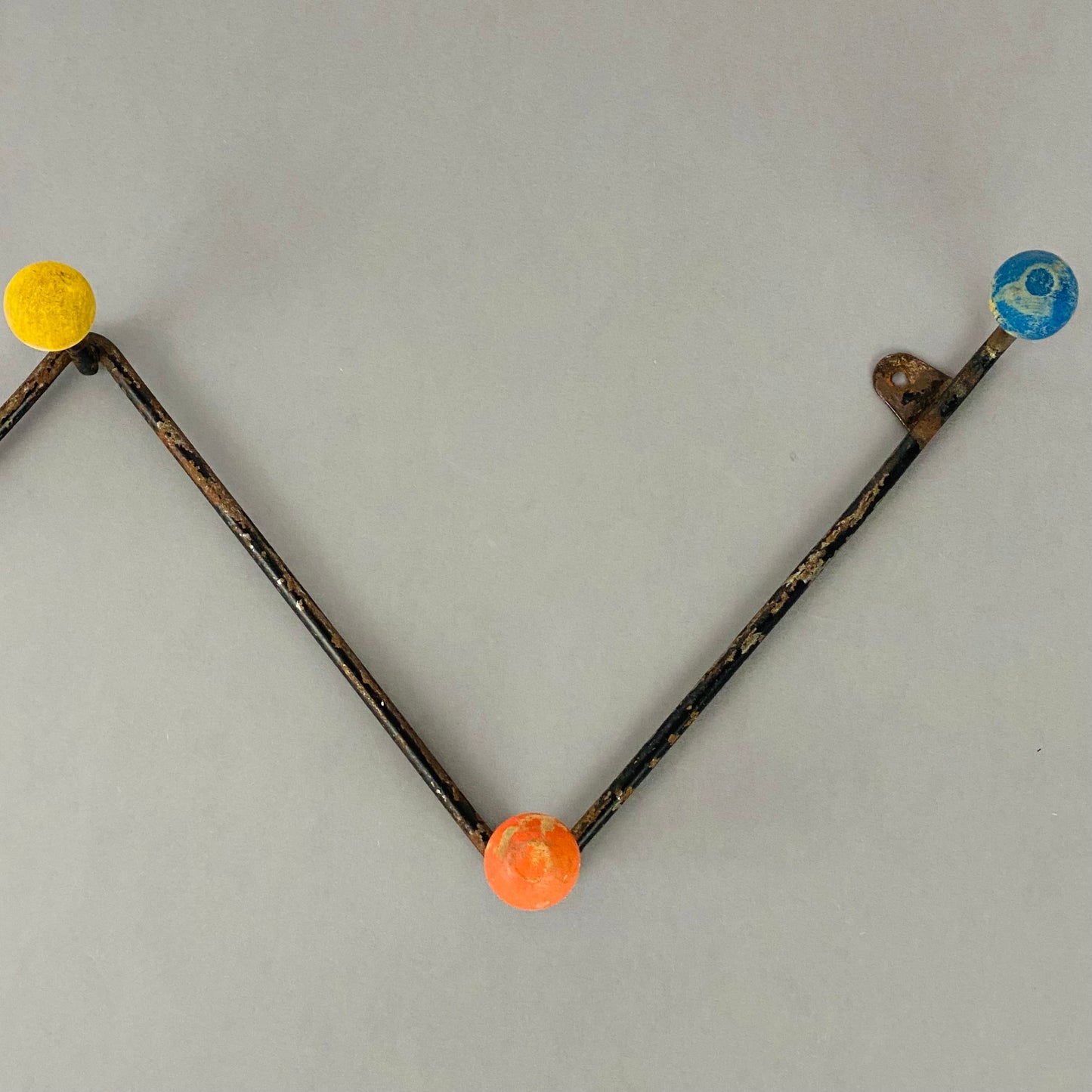 50s 60s Vintage Retro Zig Zag Atomic Sputnik Coat Hat Hooks Rack Wooden Ball