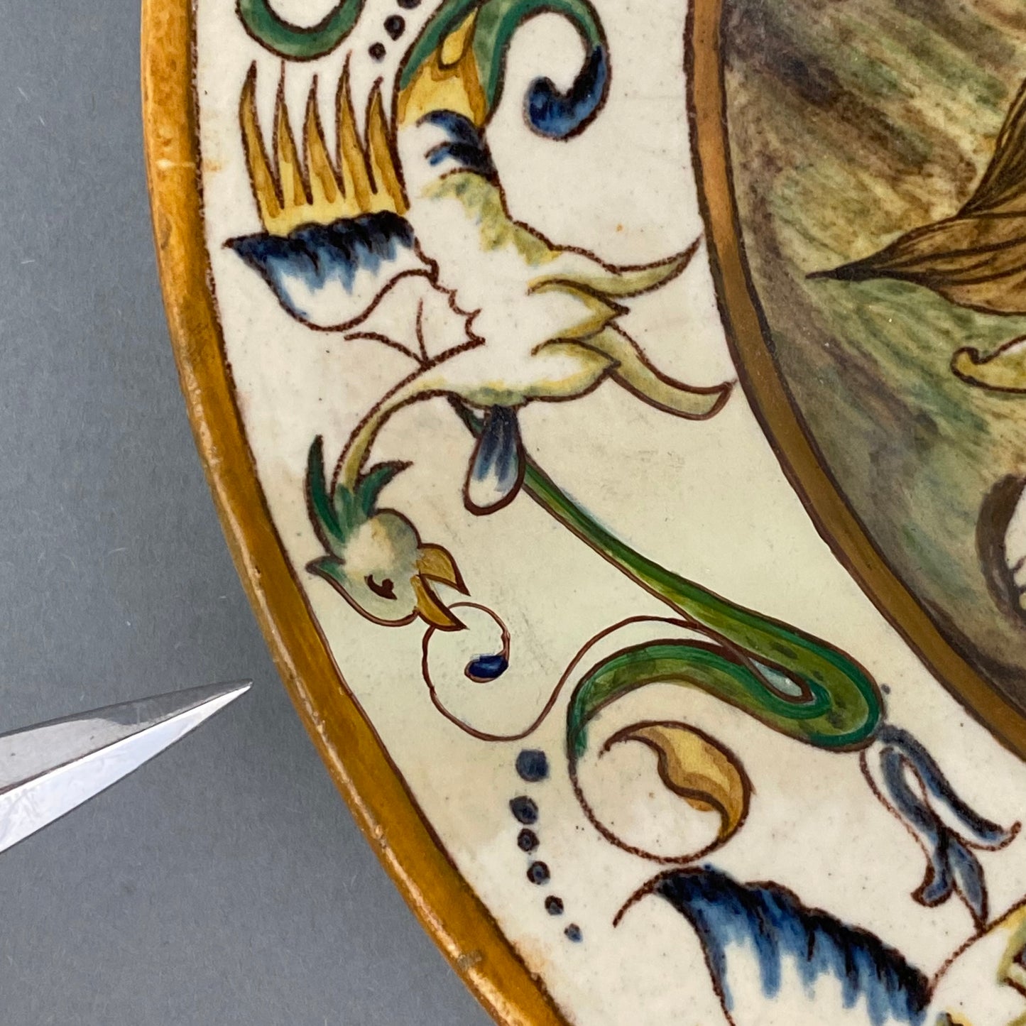 Rare Antique Raffaelesco Dragon Deruta Pottery Italian Maiolica Plate 17thc Design