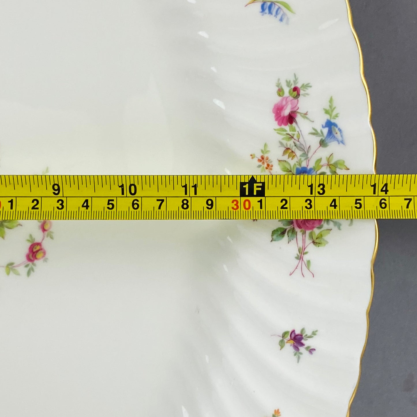 Minton Marlow Platter XL Gold Gilt Floral 45cm or 17 & 1/2" Bone China VGC