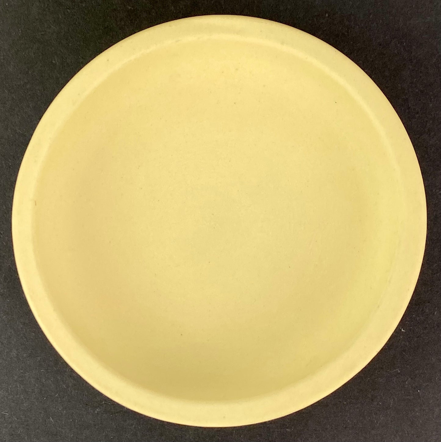 Wedgwood Primrose Yellow Prunus c1976 Vintage Jasperware Pot with Lid
