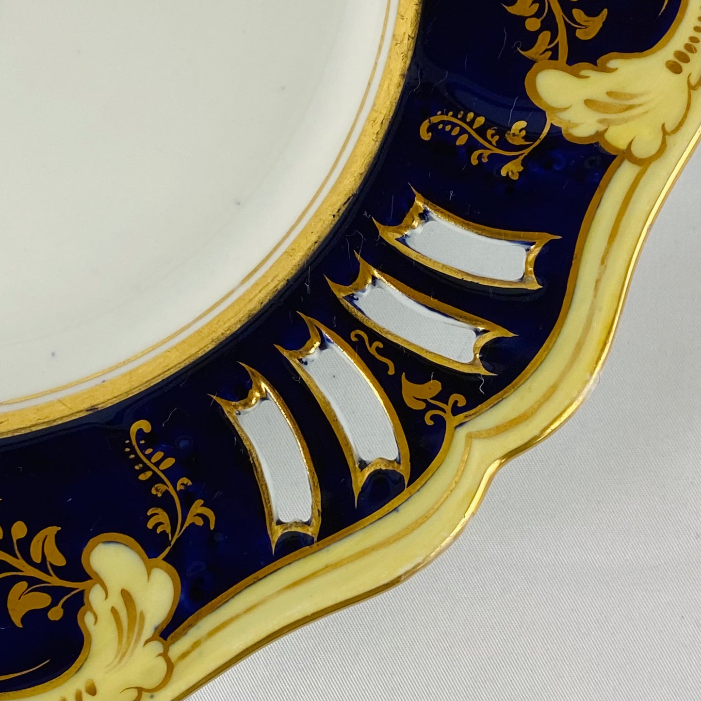 c1840 Antique John Ridgway #8579 Gold Gilt Porcelain Dessert Service