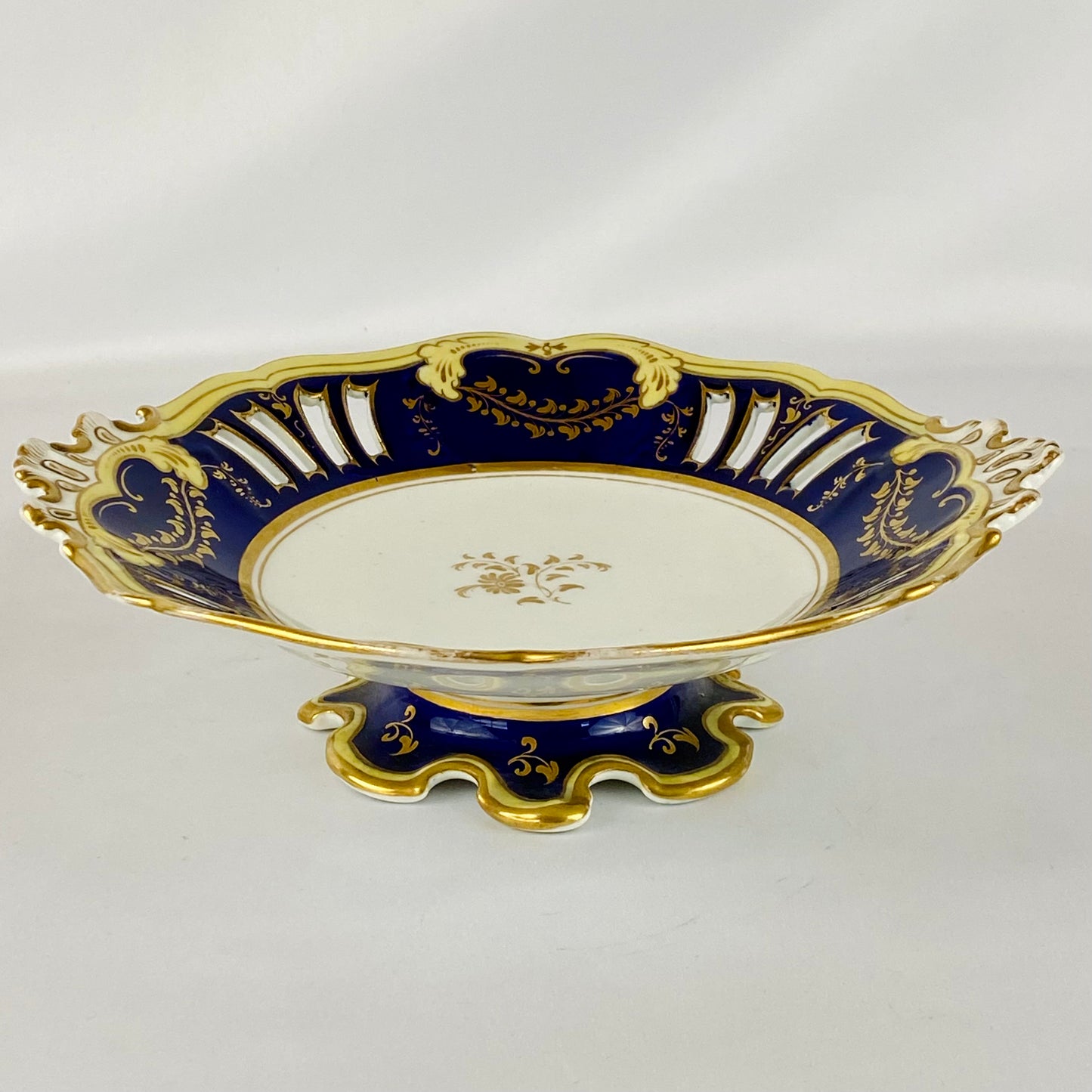 c1840 Antique John Ridgway #8579 Gold Gilt Porcelain Dessert Service