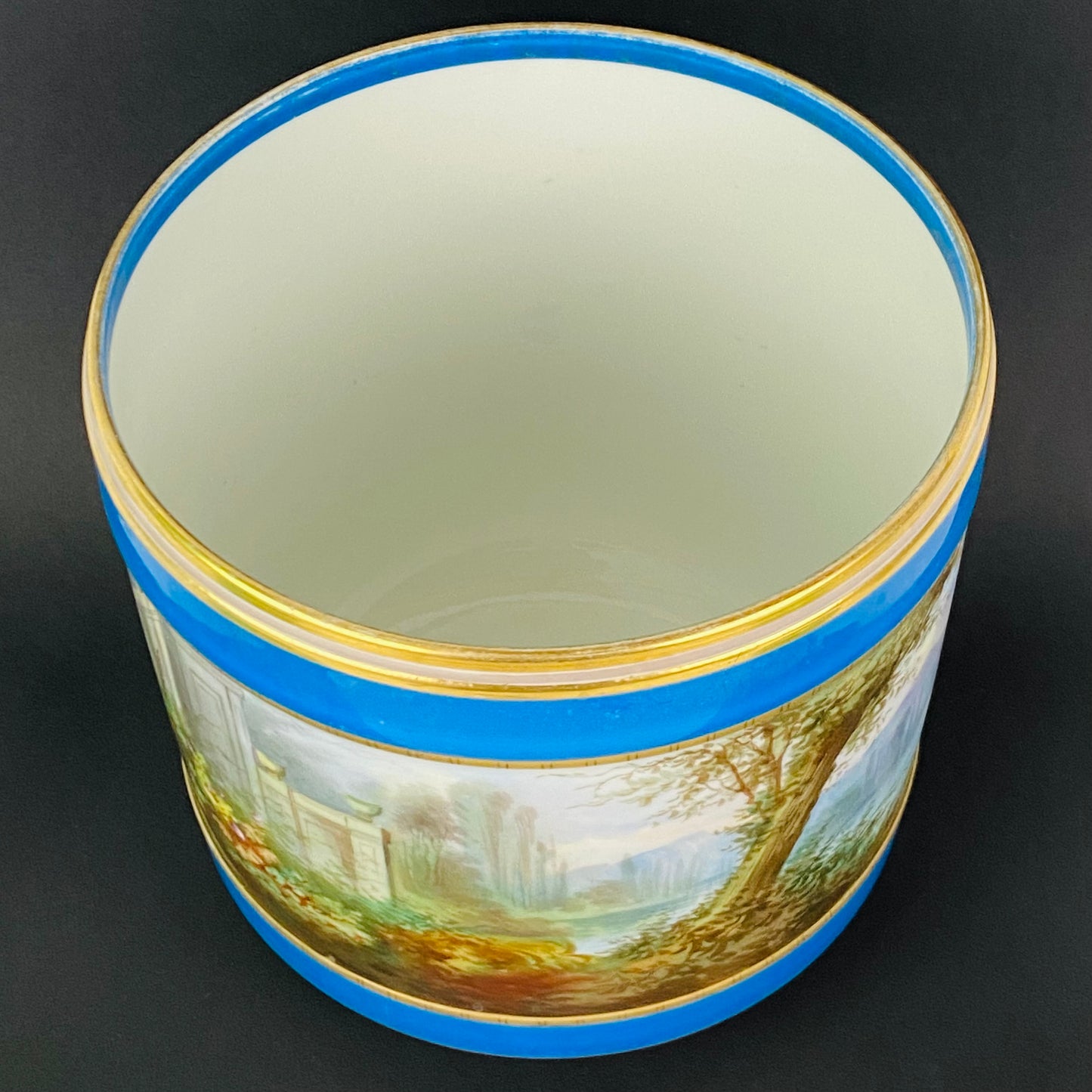 19thc Antique Paris Porcelain Sevres style Cache Pot / Planter ~ Hand Painted ~ Romantic Couple