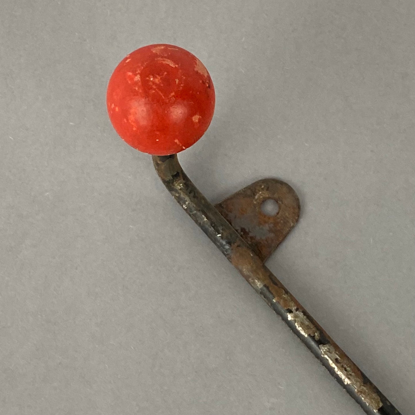 50s 60s Vintage Retro Zig Zag Atomic Sputnik Coat Hat Hooks Rack Wooden Ball