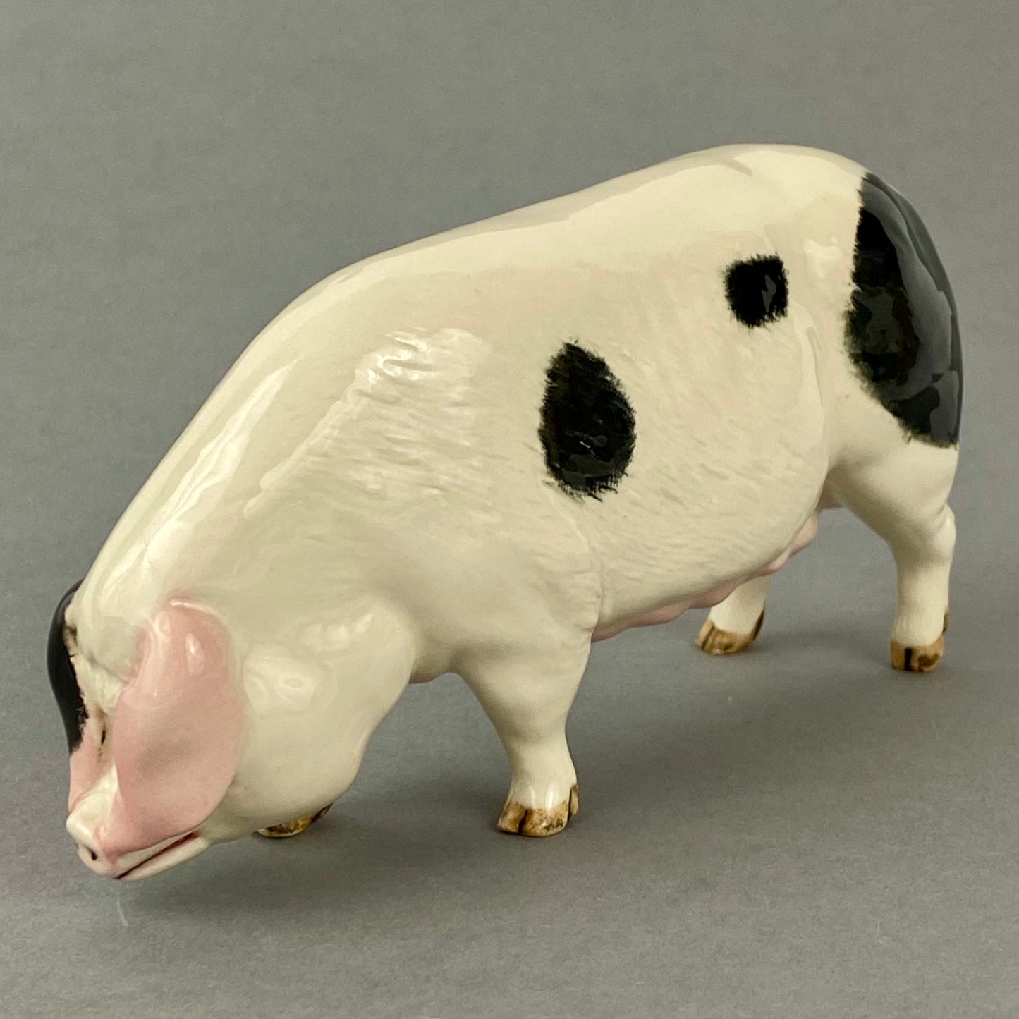 Royal Doulton Gloucester Old Spot Pig English Porcelain Figurine DA230