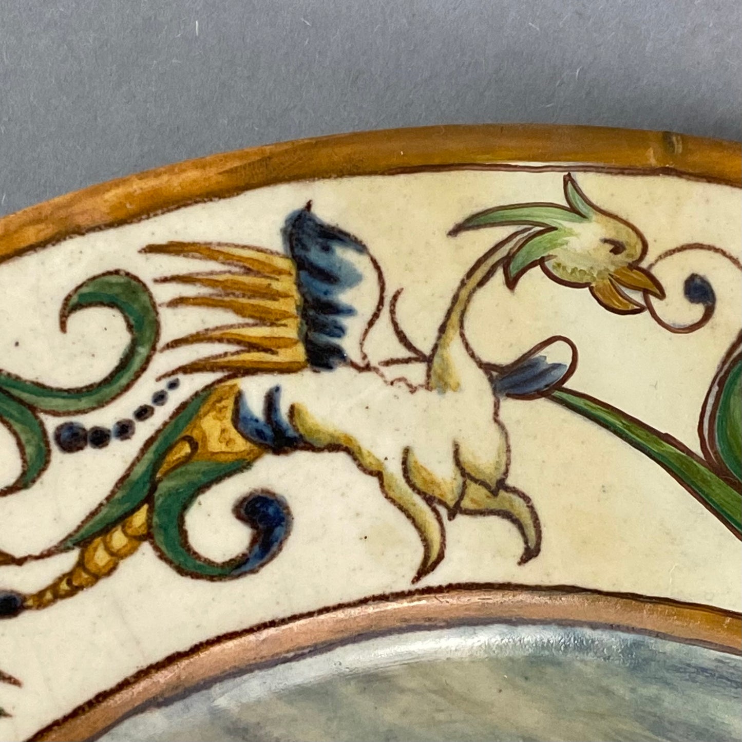 Rare Antique Raffaelesco Dragon Deruta Pottery Italian Maiolica Plate 17thc Design