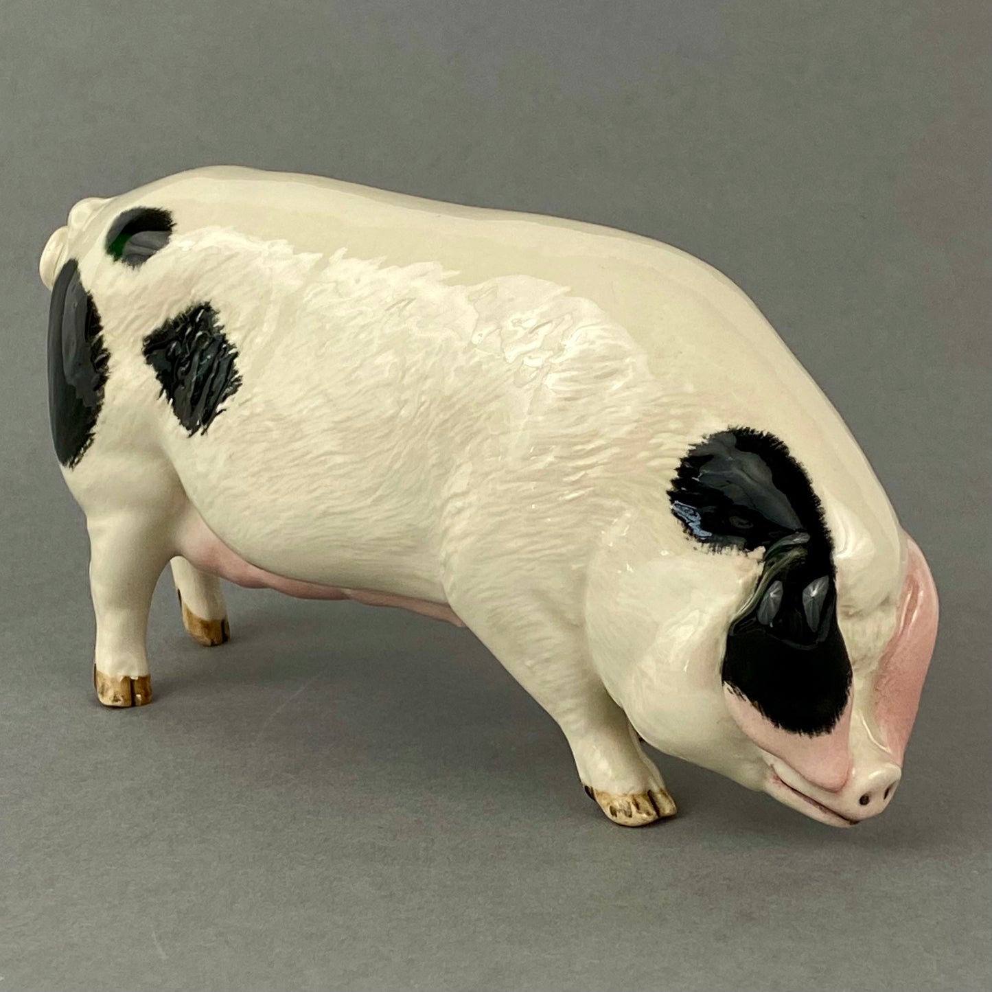 Royal Doulton Gloucester Old Spot Pig English Porcelain Figurine DA230
