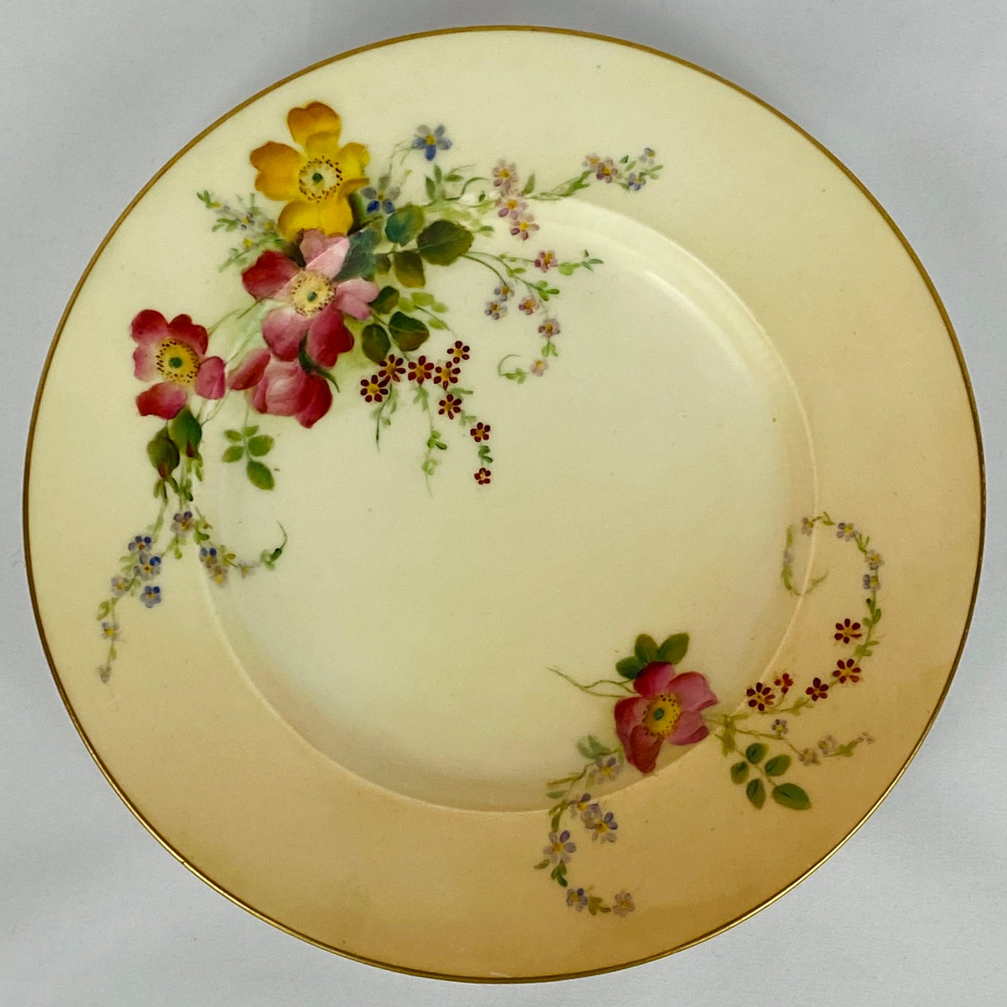 4 Royal Worcester Blush Ivory Porcelain Plates Hand Painted antique c1904 Gold Gilt