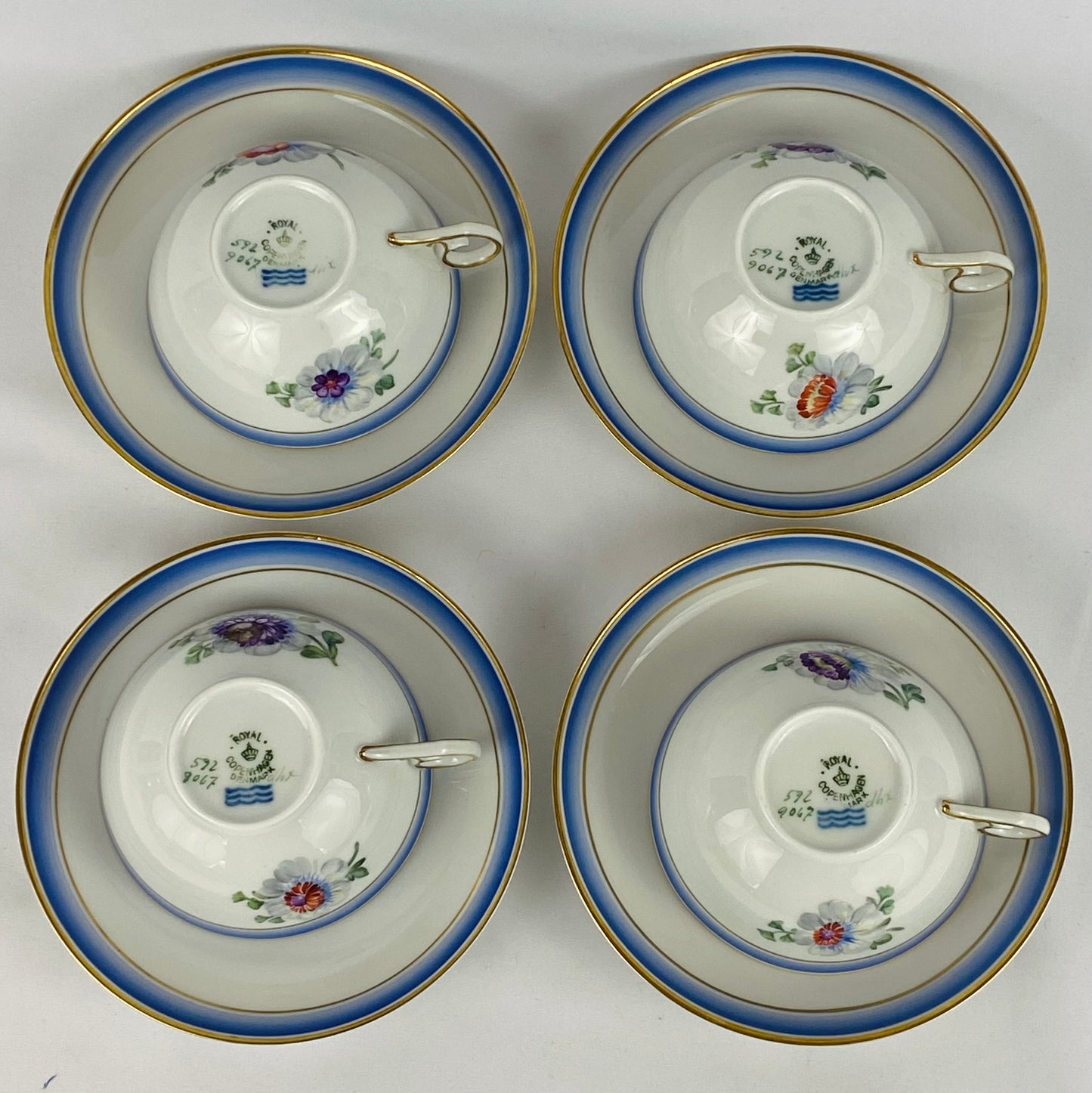 c1935 Antique 4 x Royal Copenhagen Tea Cups & Saucers #592 9067 Hand Painted