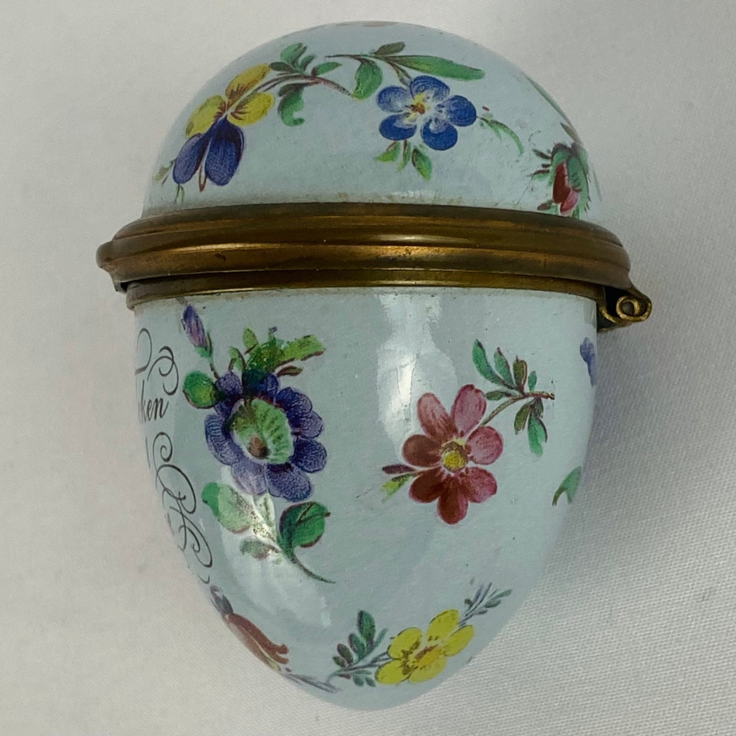 A Token of Love Vintage Halycon Days Enamel Trinket Box Pill Pot Ltd London