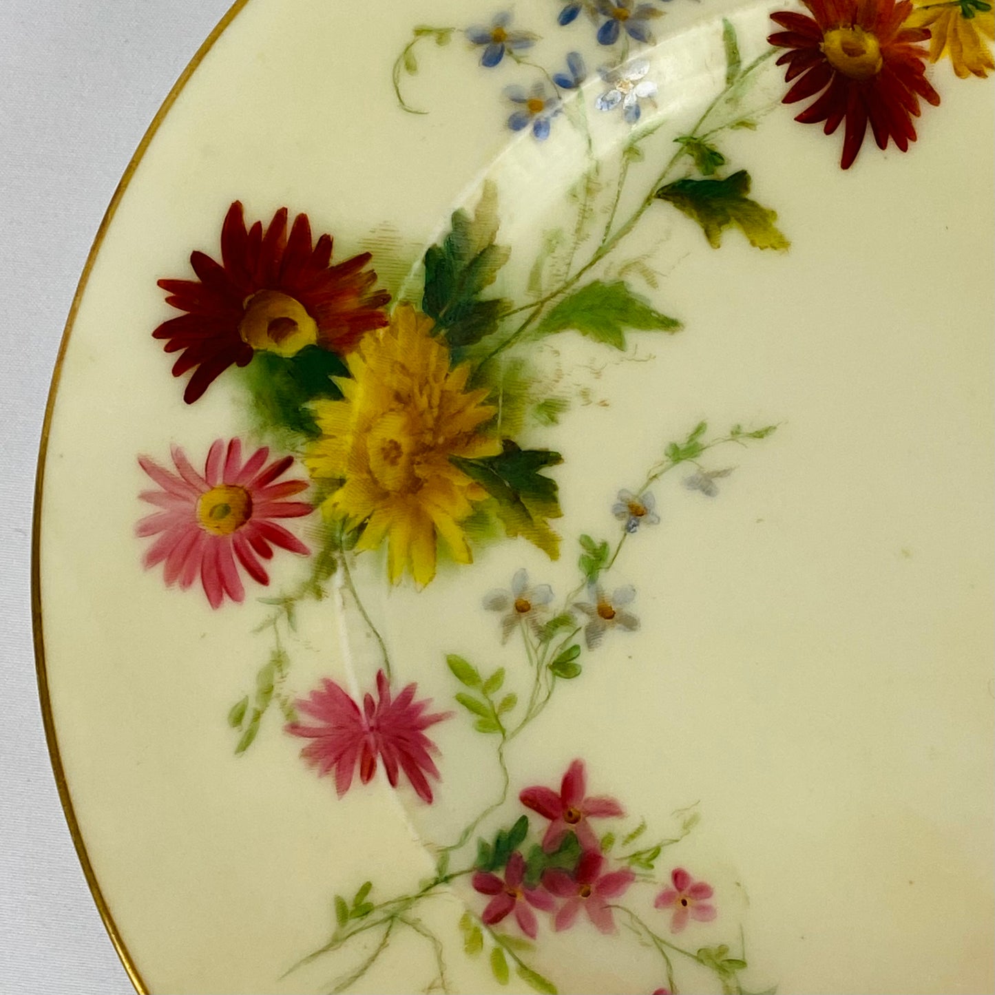 4 Royal Worcester Blush Ivory Porcelain Plates Hand Painted antique c1904 Gold Gilt