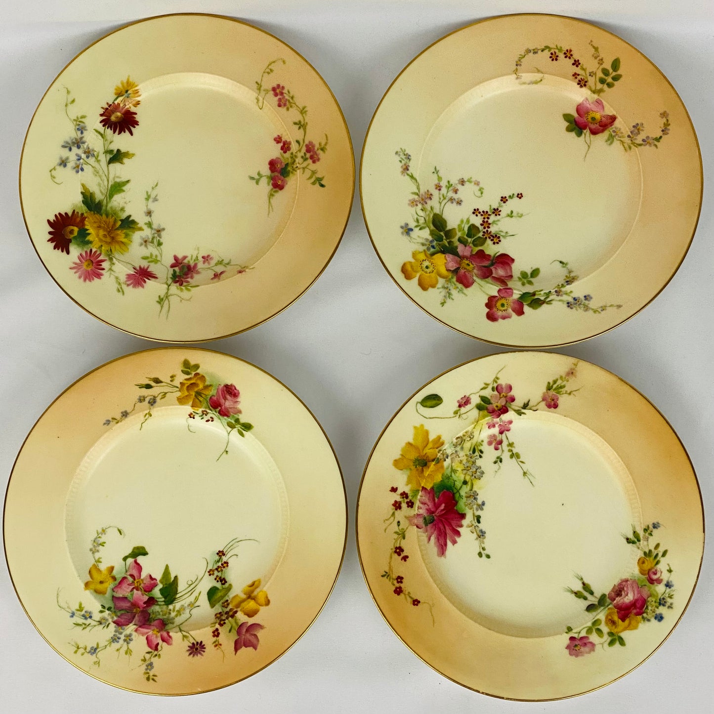 4 Royal Worcester Blush Ivory Porcelain Plates Hand Painted antique c1904 Gold Gilt